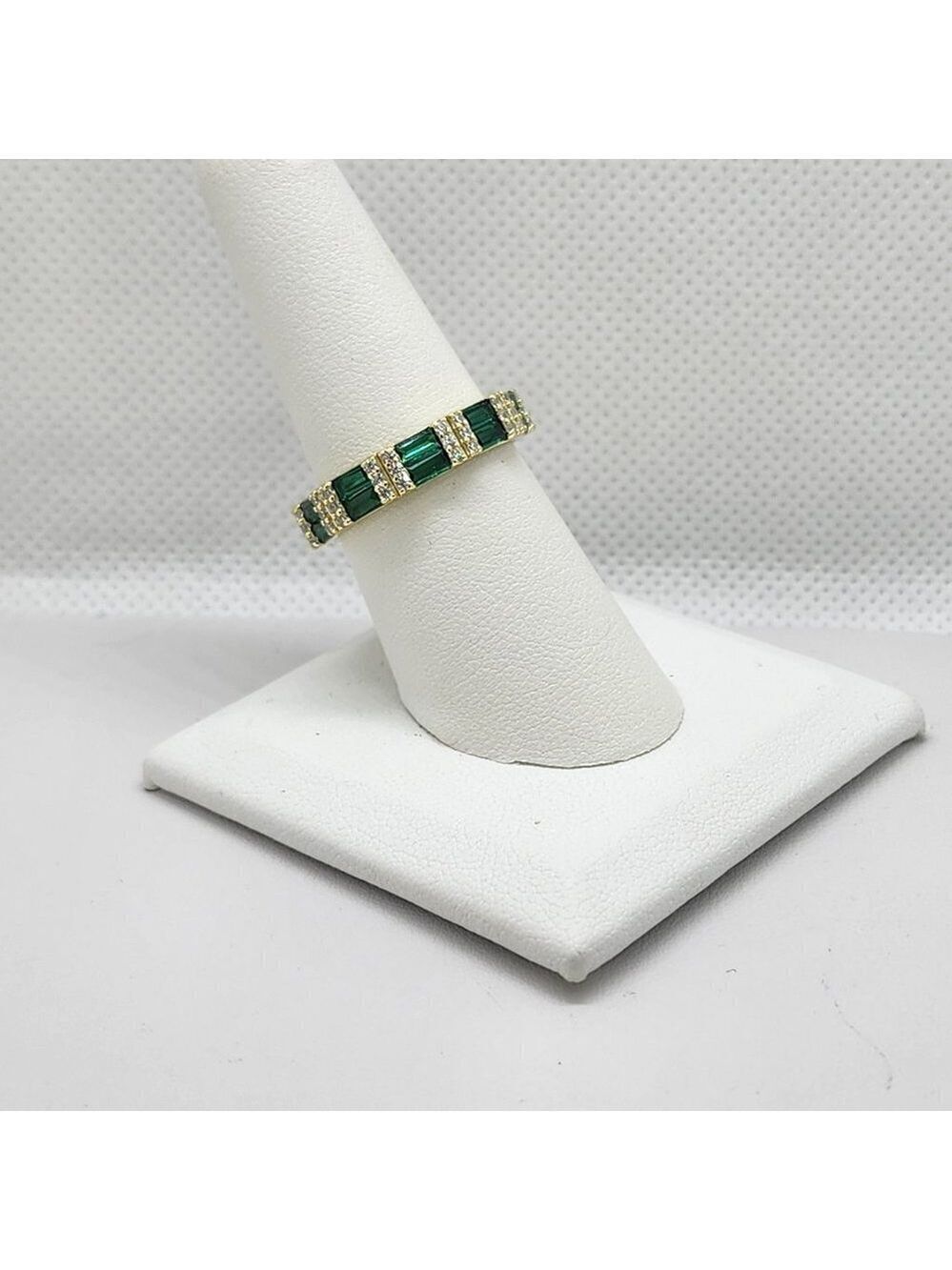 Brand New Sterling Silver 925 Green Gemstone & CZ Ring